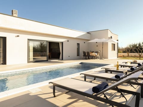 Villa Haba - Haus mit Pool für Familien und Paare