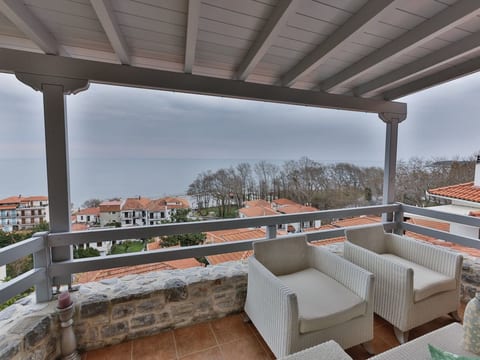 "Centaur Villa" direkt am Strand
