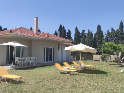 Sea Breeze Villa, atemberaubender Garten mit Meerblick