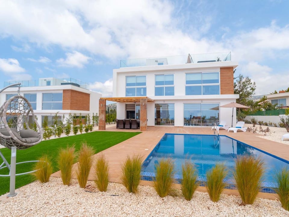 Coral Elite Residence mit Pool und Whirlpool - Sea Caves