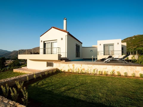 "Villa Pounentes" mit privatem Pool