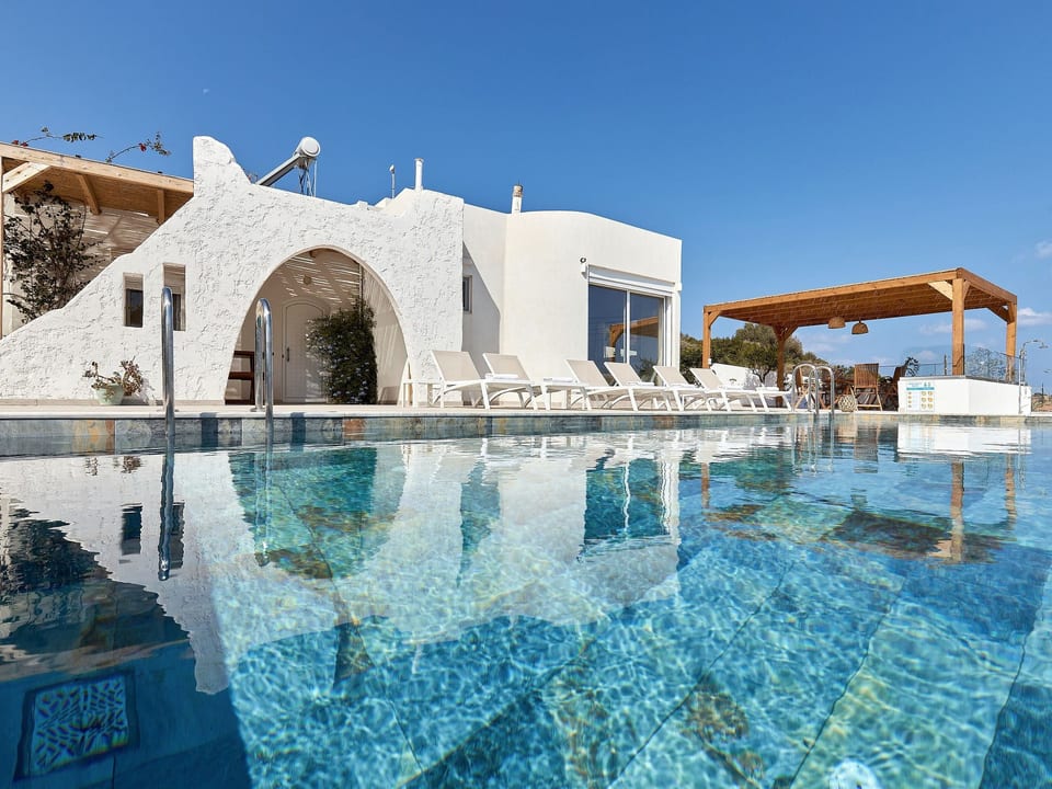 Villa Elena mit privatem beheiztem Schwimmbad - Agia Pelagia