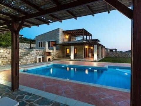 Villa Lefkogia
