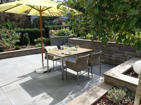 EifeLeben mit wunderschönem Garten