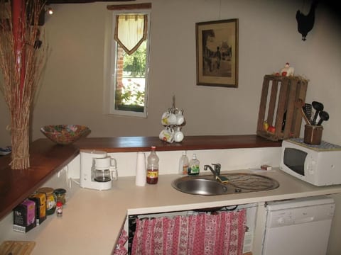 Kitchen / Dining Room