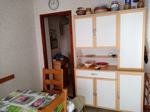 Vermietet schöne Wohnung 1 bis 6 Personen