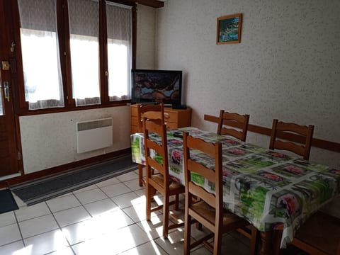 Vermietet schöne Wohnung 1 bis 6 Personen