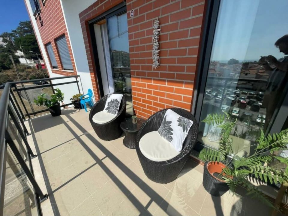 Genießen Sie den Balkon mit Blick auf das Meer - Vila Nova de Famalicão