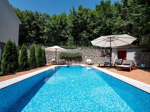 Anwesen "Vila Harmonia" mit Infinity-Pool