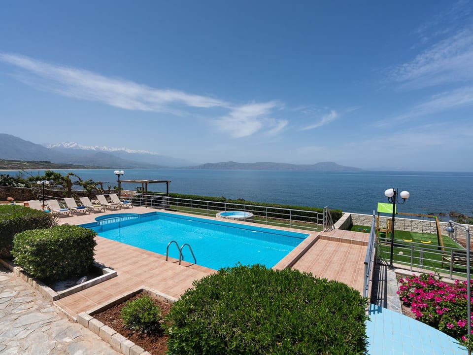 Villa am Strand mit privatem Swimmingpool und Me - Adele