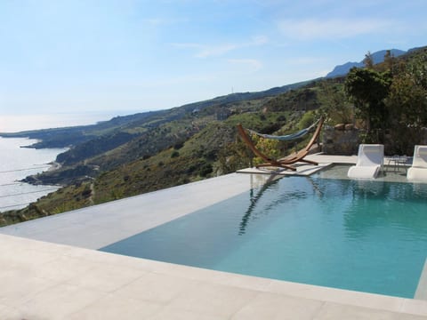 Villa "Anemos Stefanos" mit privatem Pool