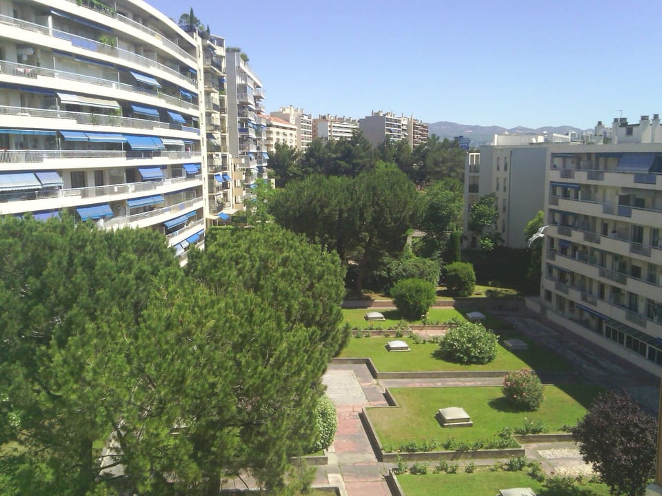 Studio Observatoire meublé 20m2 avec balcon 2m2 - Marseille