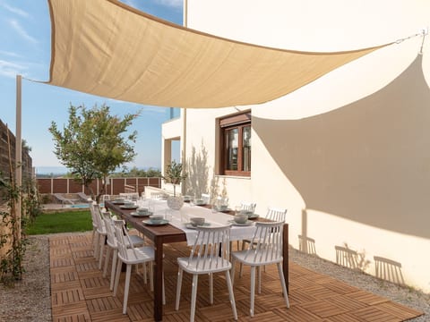 Ferienvilla "Rousa" mit Bergblick
