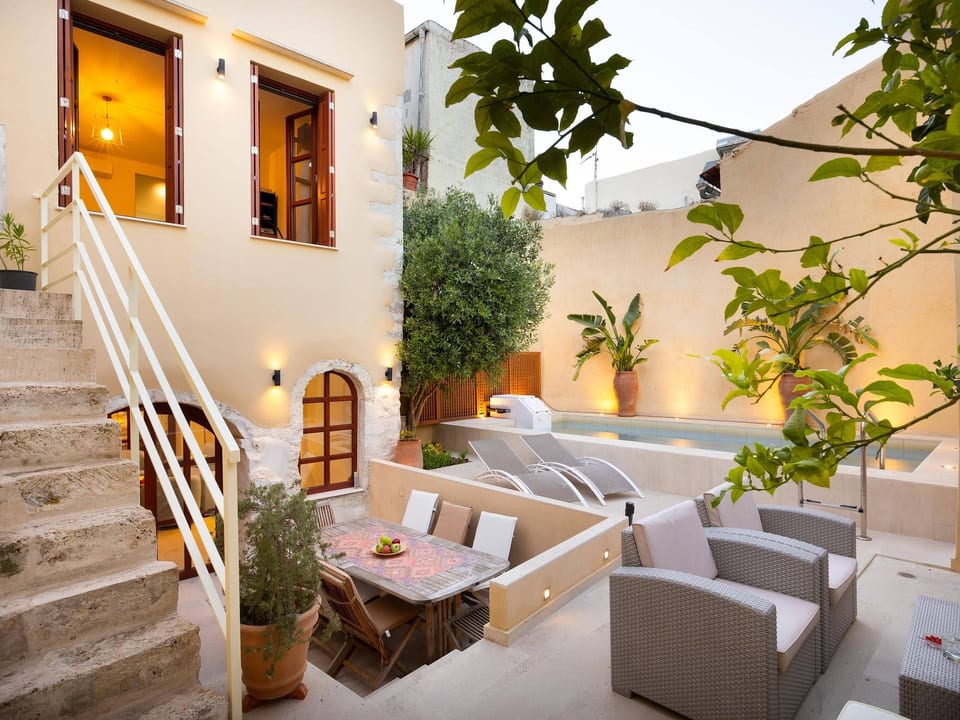 Ferienvilla Byblos mit privatem Pool - Adele