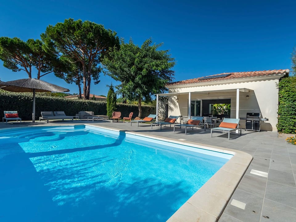 Villa 3 Schlafzimmer, privater Pool Garten und Parkplatz - Calvi