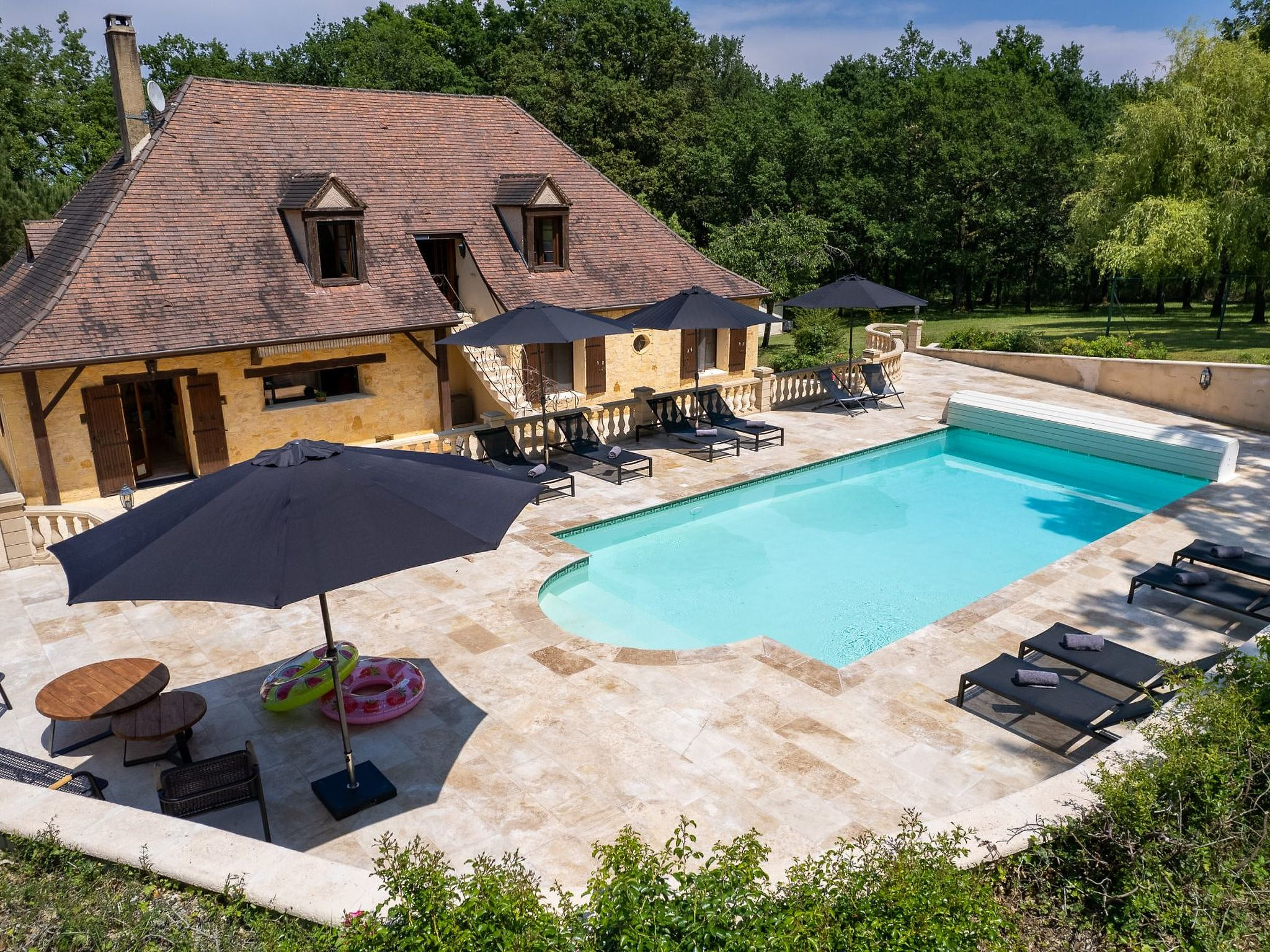 Luxus-Ferienhaus mit beheiztem Pool in der Dordogne
