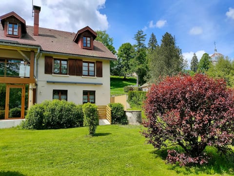 Iris Montagnes du Jura avec Spa et Sauna