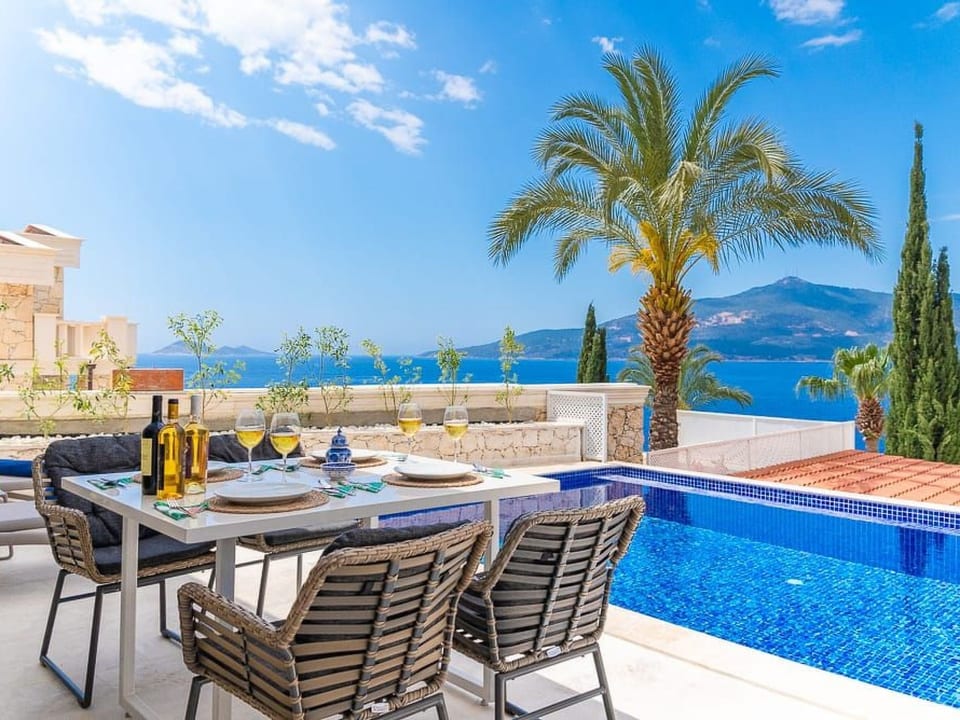 Villa direkt am Meer luxuriös für 4 Personen - Tasagil