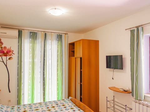 Studio-Apartment in Stinjan, 600 m vom Strand entfernt