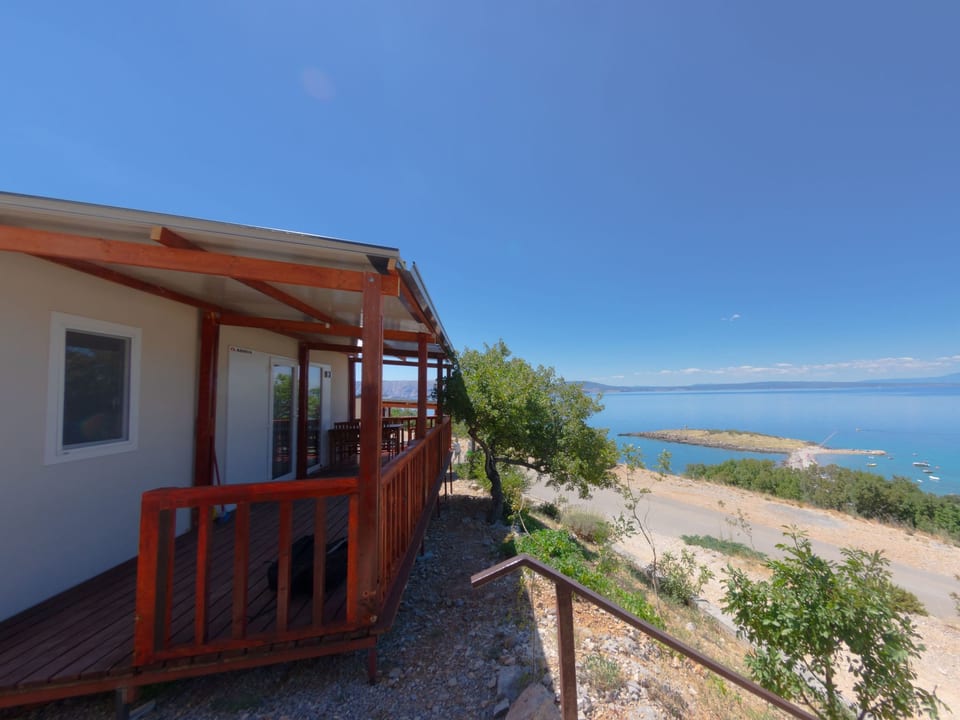 Mobilheim Adria Family mit Pool - Klenovica