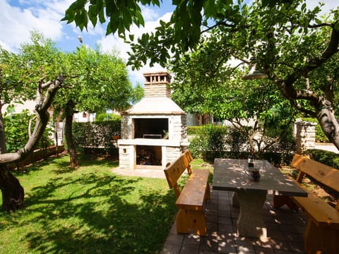 Geräumige Wohnung in Medulin mit Großer Terrasse
