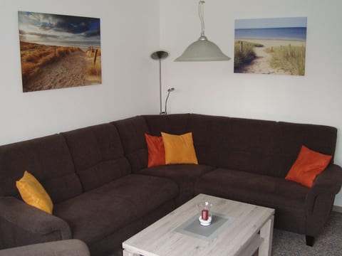 Komfortable Ferienwohnung mit großem Garten