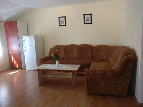 Wohnung in Vir mit privatem Balkon
