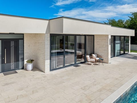 Sunset Villa B