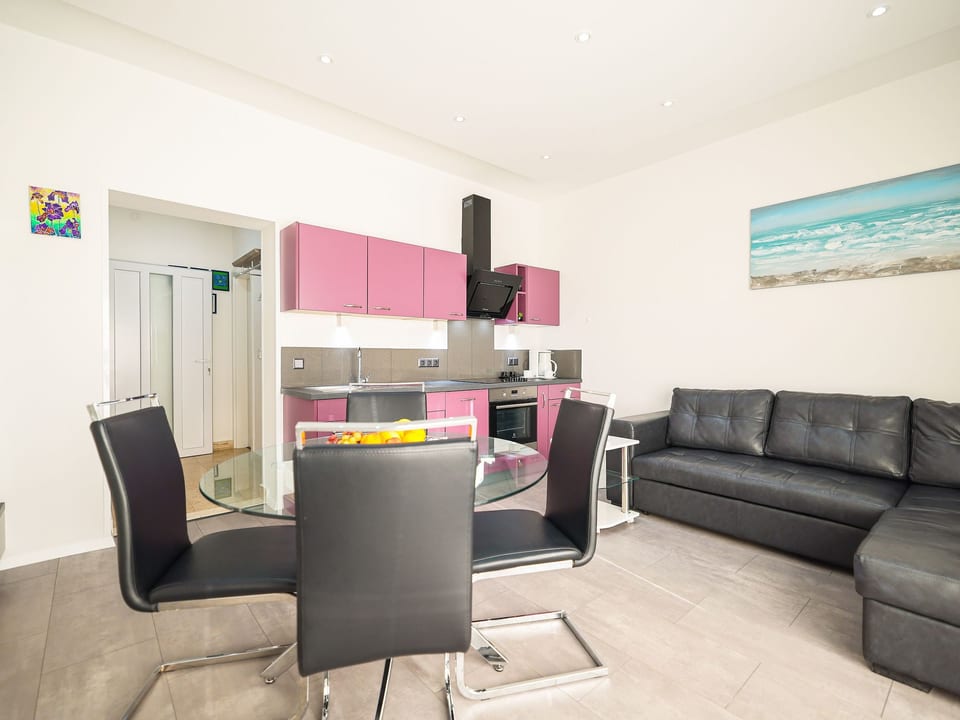 Apartamento Sukosan - Debeljak