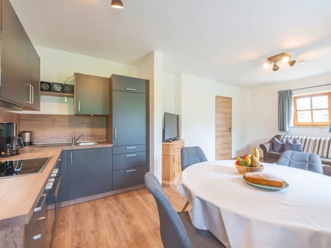 mit Terrasse und zwei Schlafzimmer