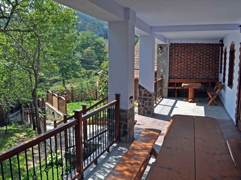 Casa Crina - rustikale Ferienvilla in Siebenbürg