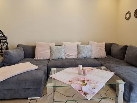 Wohnung mit Gartenzugang und Blick