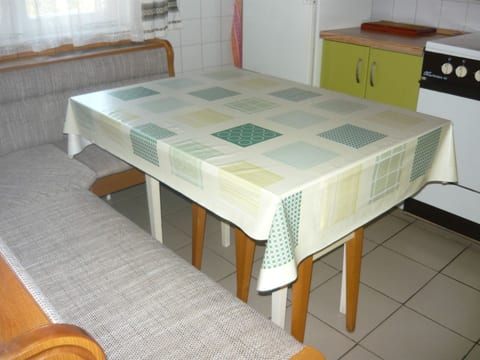 Wohnung in Fonyód mit Grill und Garten