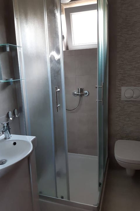"Blaues" Apartment mit Swimmingpool