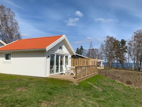 Ein kleines Holzhaus