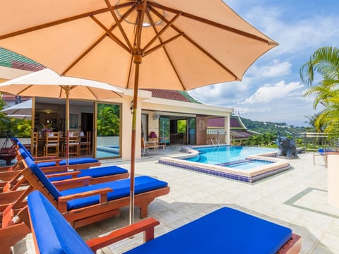 Luxuriöse Villa, Personal, privater Koch, Meerblick