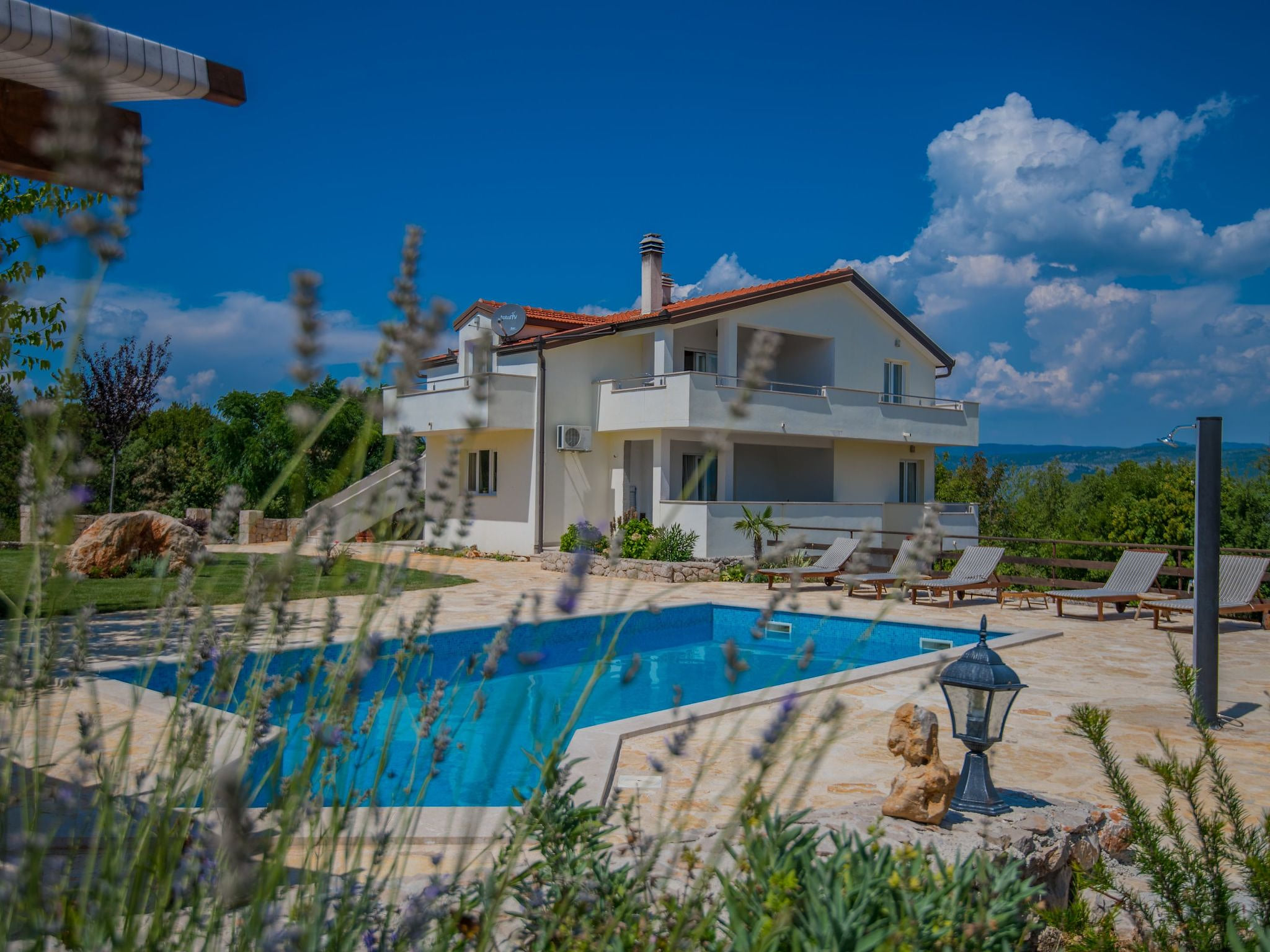 Freistehende Villa Iva Grubine mit Privatpool