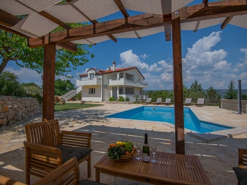 Freistehende Villa Iva Grubine mit Privatpool