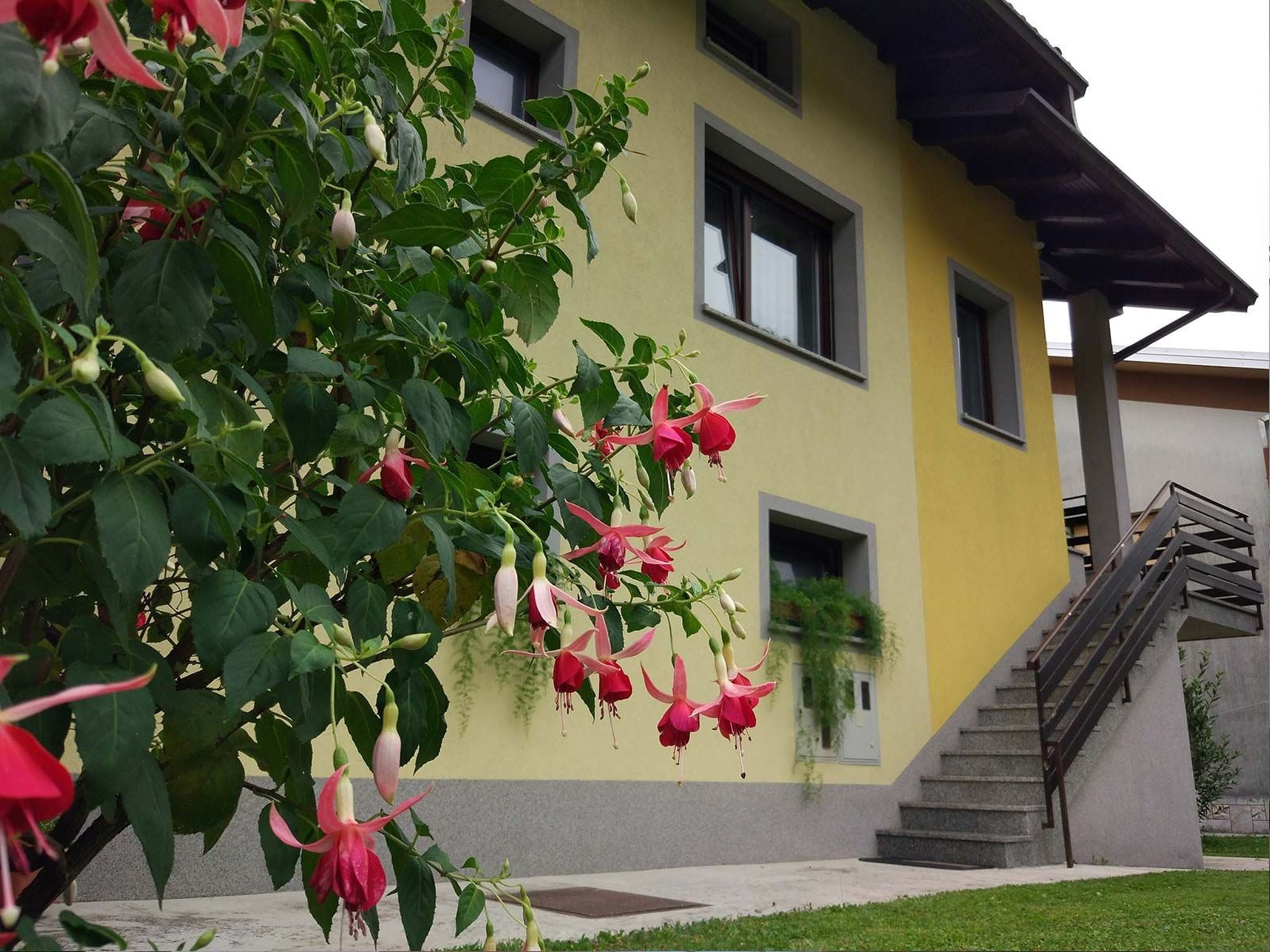 mit eigener Sonnenterrasse