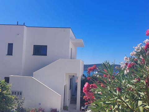 Vinka mit schönem Meerblick