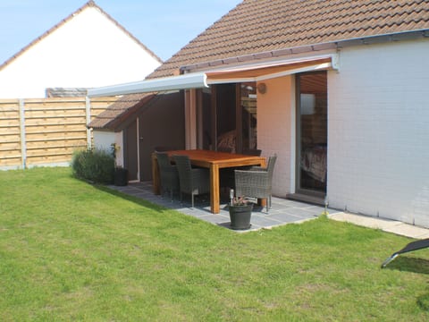 Ruhig gelegenes Ferienhaus in De Haan