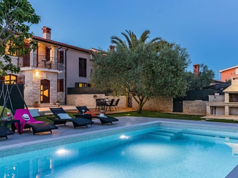 Pietra