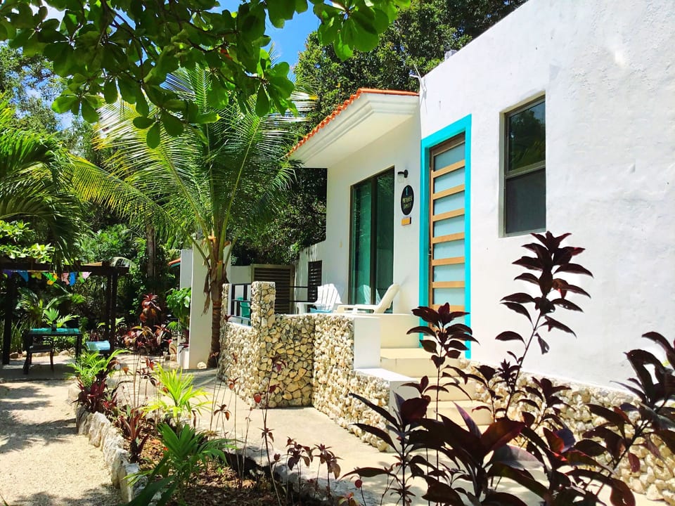 Maison d'hôtes dans la jungle d'Akumal avec piscine commune - Tulum
