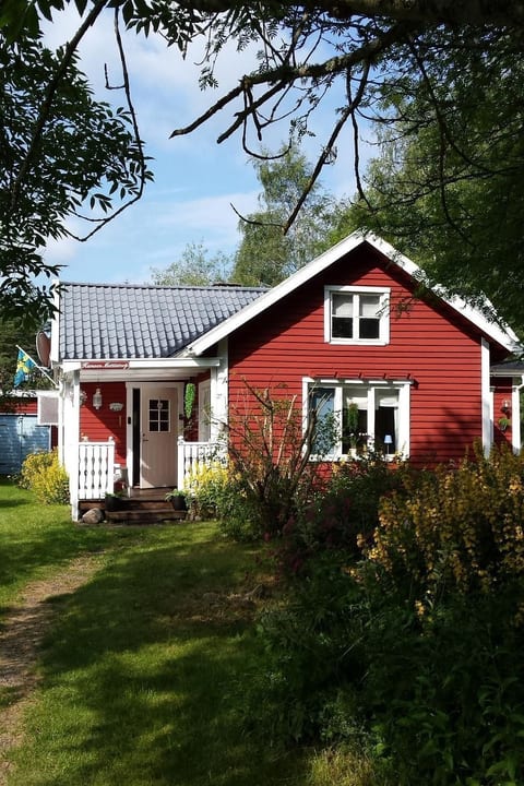 in Karlsborg mit Offenem Kamin