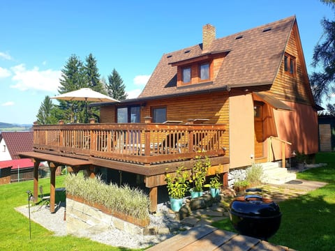 Haus Laura, Radslav