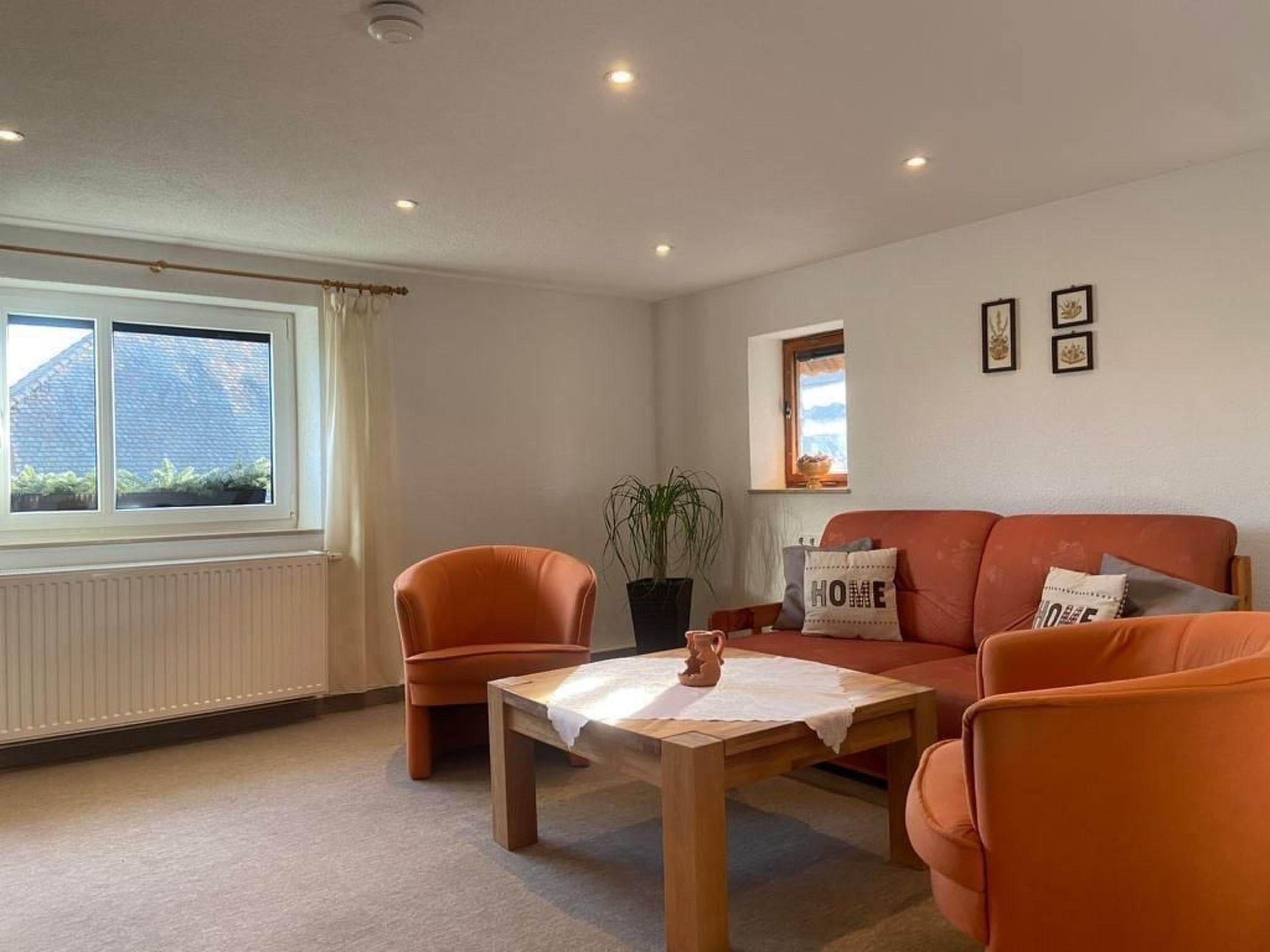 mit Blick auf das Wasser