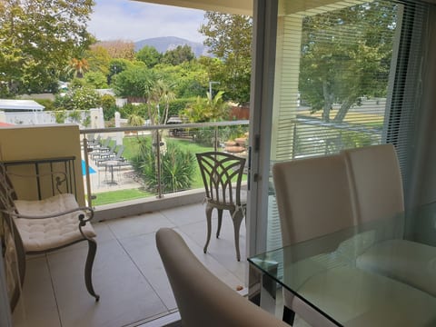 Wunderschöne Wohnung mit beheiztem Pool