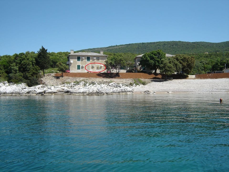 Gemütliches Appartment direkt am Strand - Brovinje