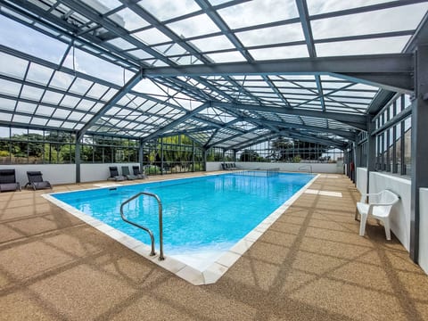 Pool Indoor