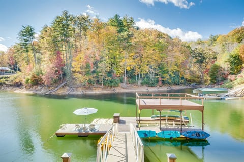 Fall at Skipping Stones Getaway Private dock, kayaks, paddle board, paddle boat, lounge chairs, umbrella, swim
